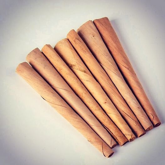 50's King Cone | Hand-Rolled Banana Leaf Cone Box of 30 Leaf Wrap BB Canada