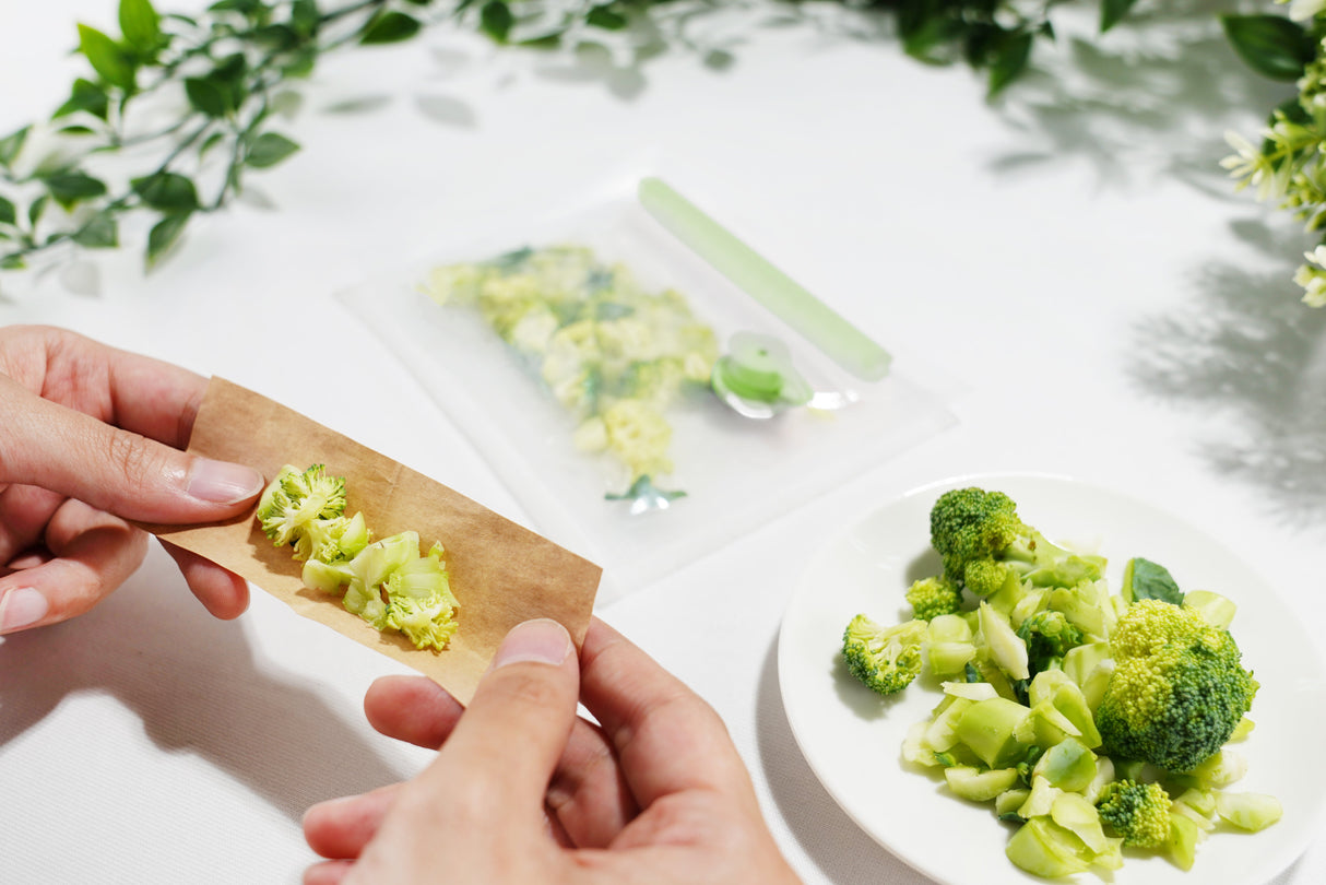 YPVE | Reusable Phone-Power Vacuum Sealer Start Kit Zip Bag Universal Trim Supply