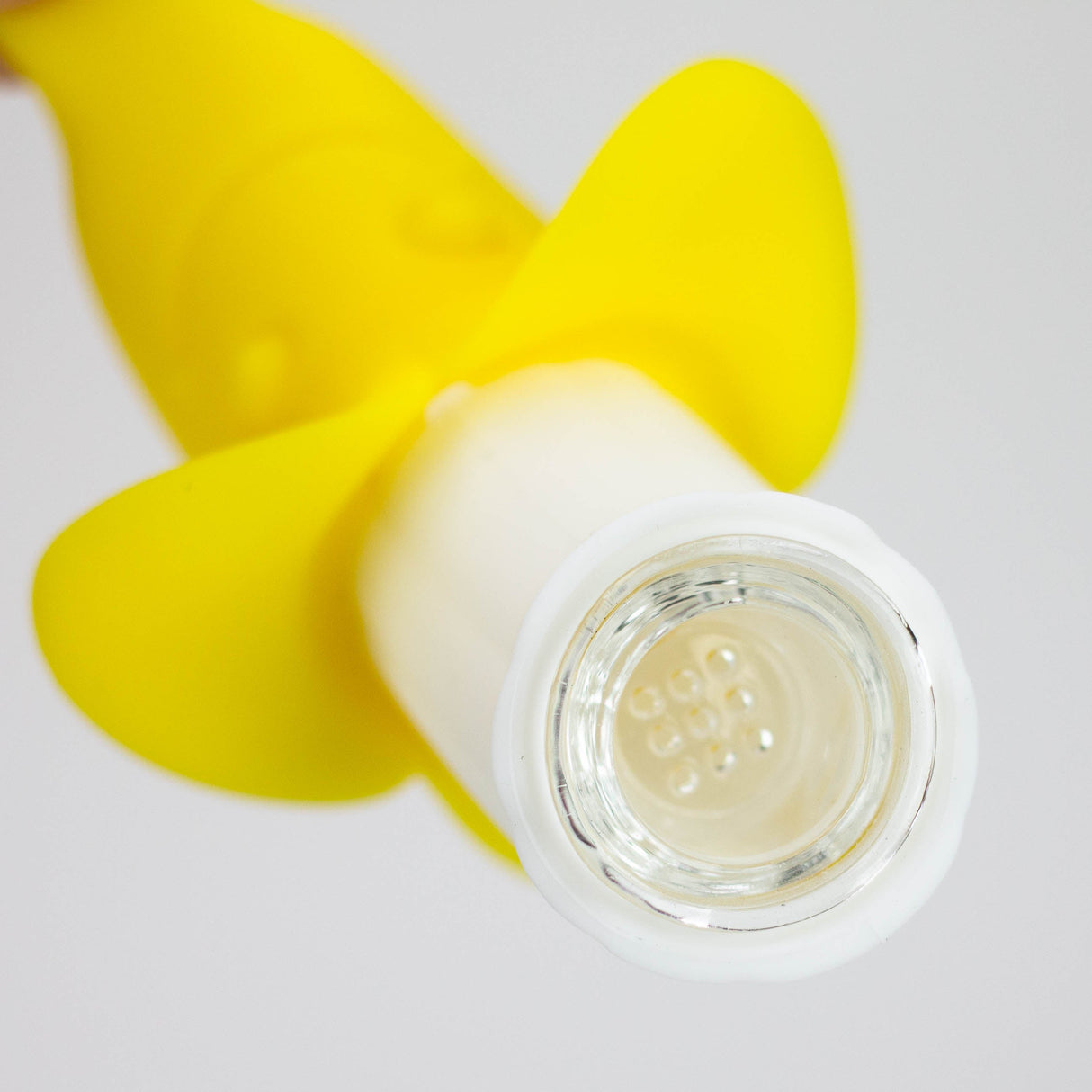 Weneed | 4.5" Banana Silicone Hand pipe Silicone Pipe WENEED®
