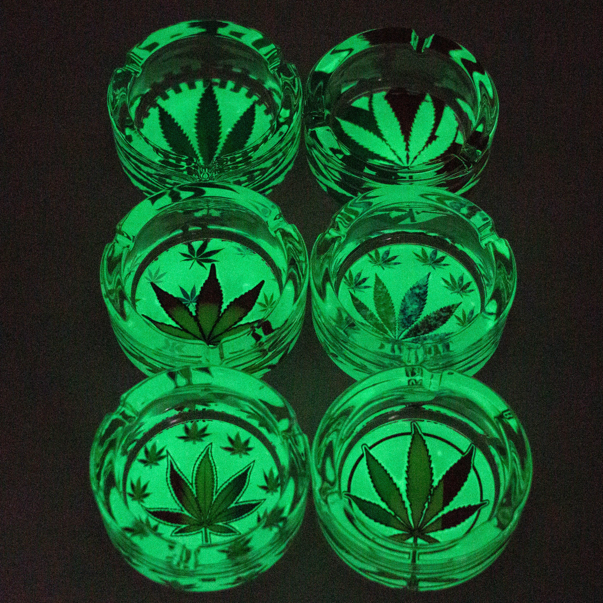 Round Glow in the dark glass ashtray Glass Ashtray Canadian Distributor