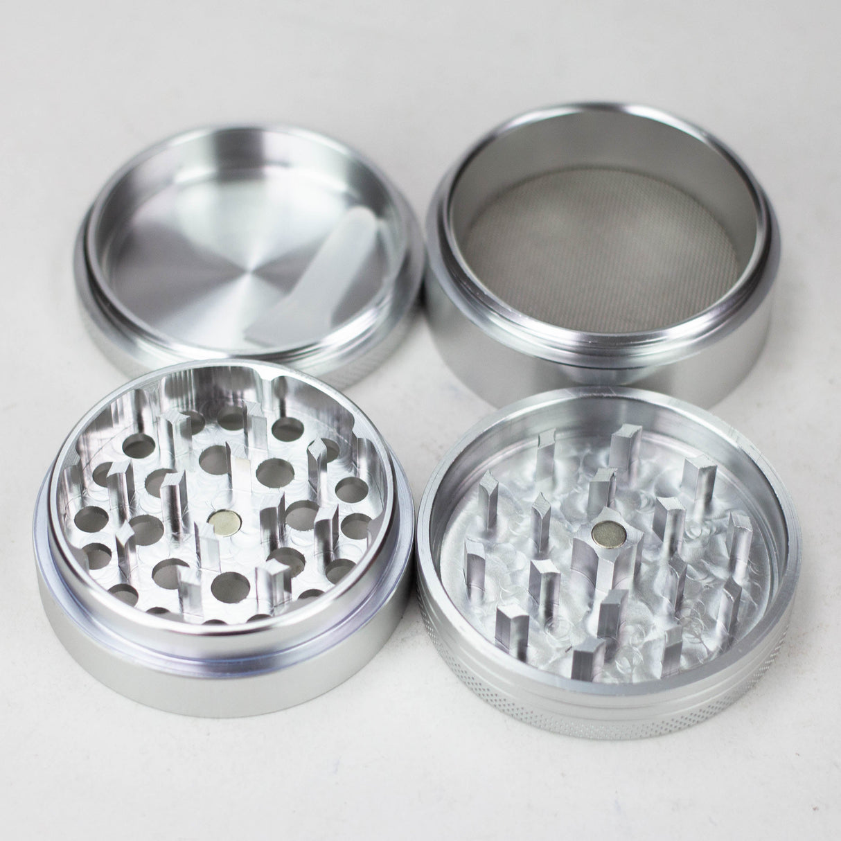 Z2.2" Aluminum Grinder 4 Layers Regular Grinder 777 Smoke