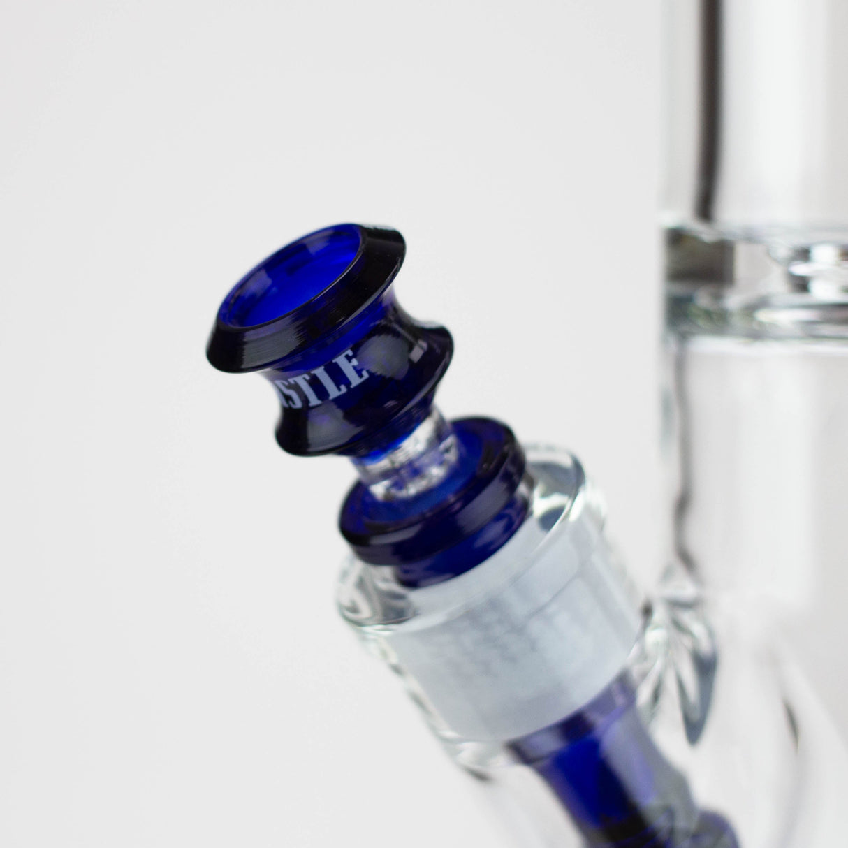 Castle Glassworks | 18" Beaker 9mm Glass bong – Color Logo Glass Bong Castle Glassworks