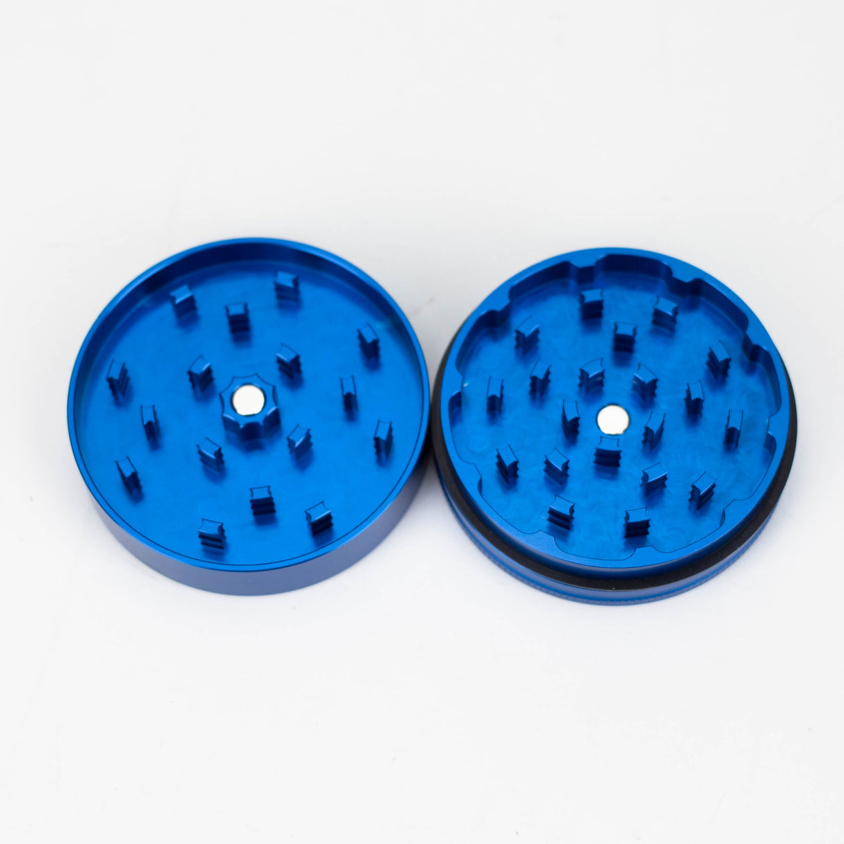 SANTA CRUZ SHREDDER | Large 2-piece Shredder Regular Grinder Cannatron
