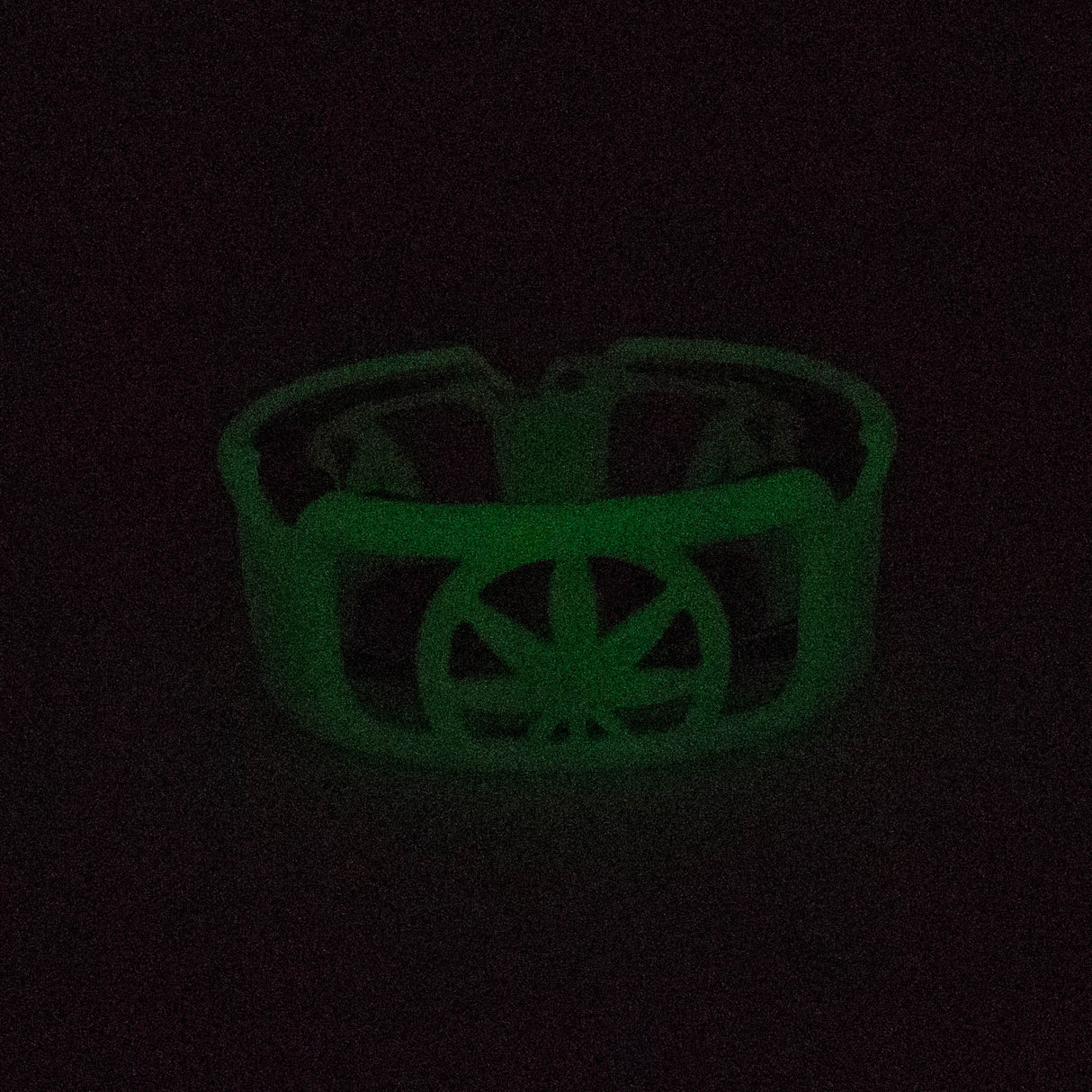 Grow in the dark premium glass ashtray Box of 6 Glass Ashtray 777 Smoke