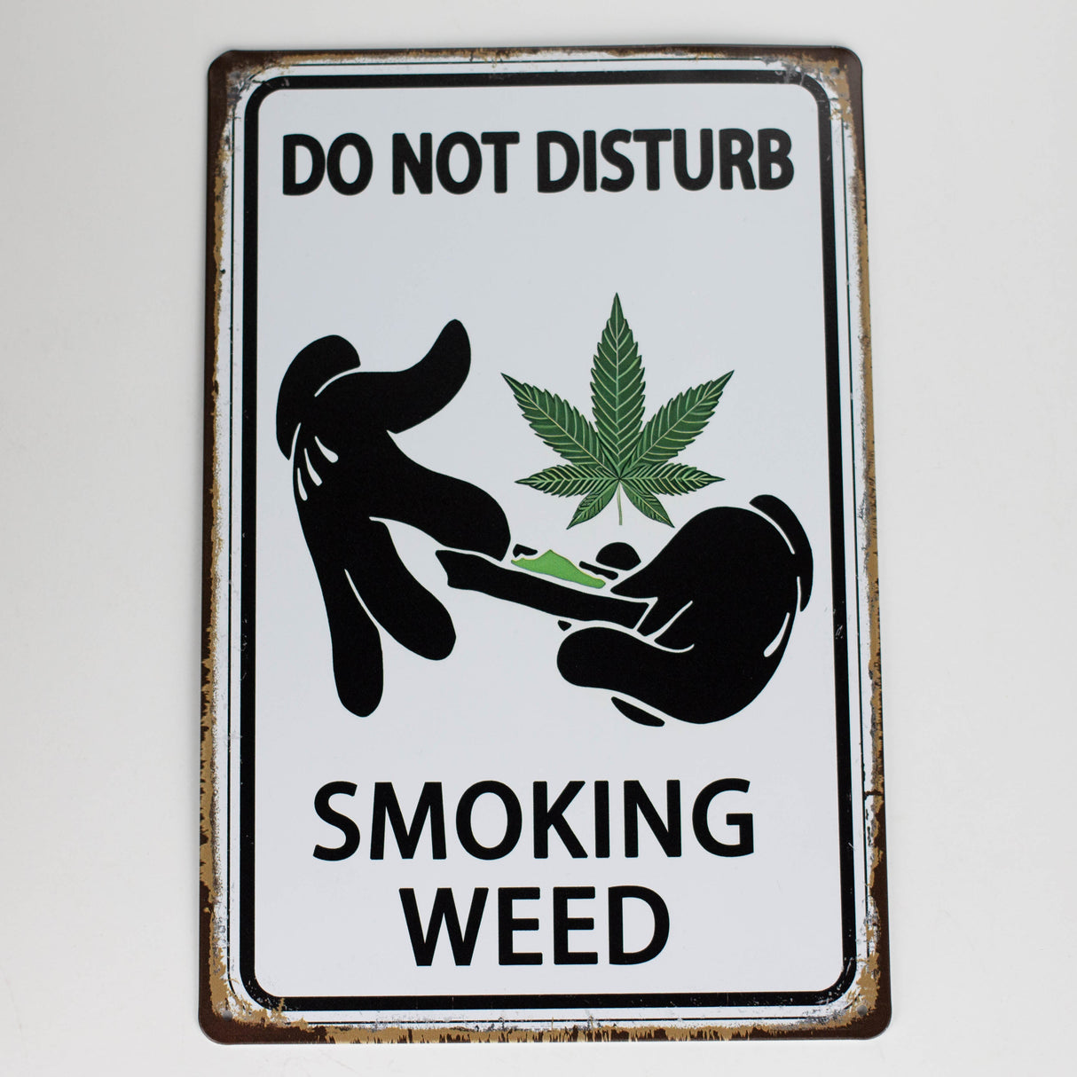 TRIM QUEEN | 420 VINTAGE SIGN Flag · Sign Trim Queen DO NOT DISTURB