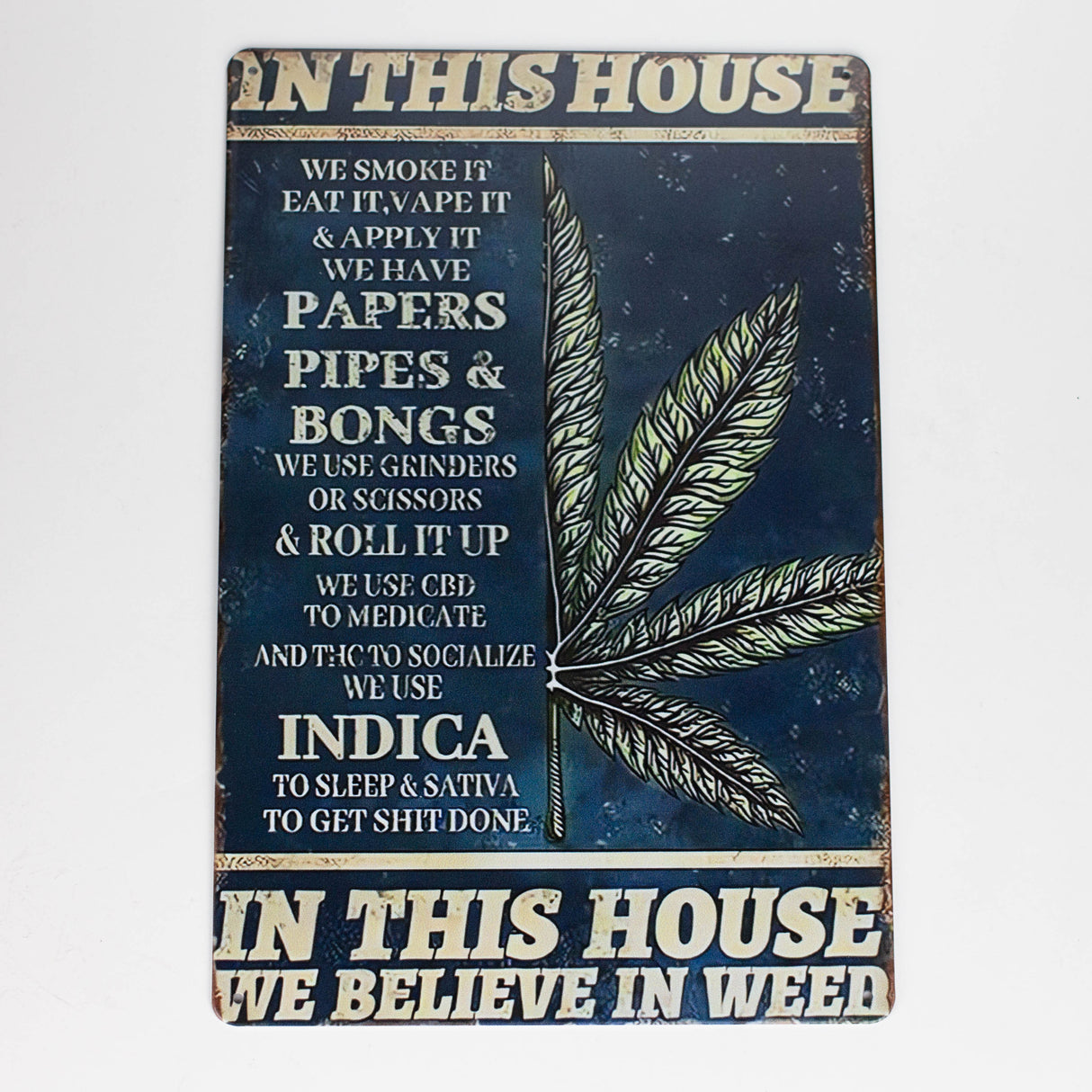 TRIM QUEEN | 420 VINTAGE SIGN Flag · Sign Trim Queen IN THIS HOUSE