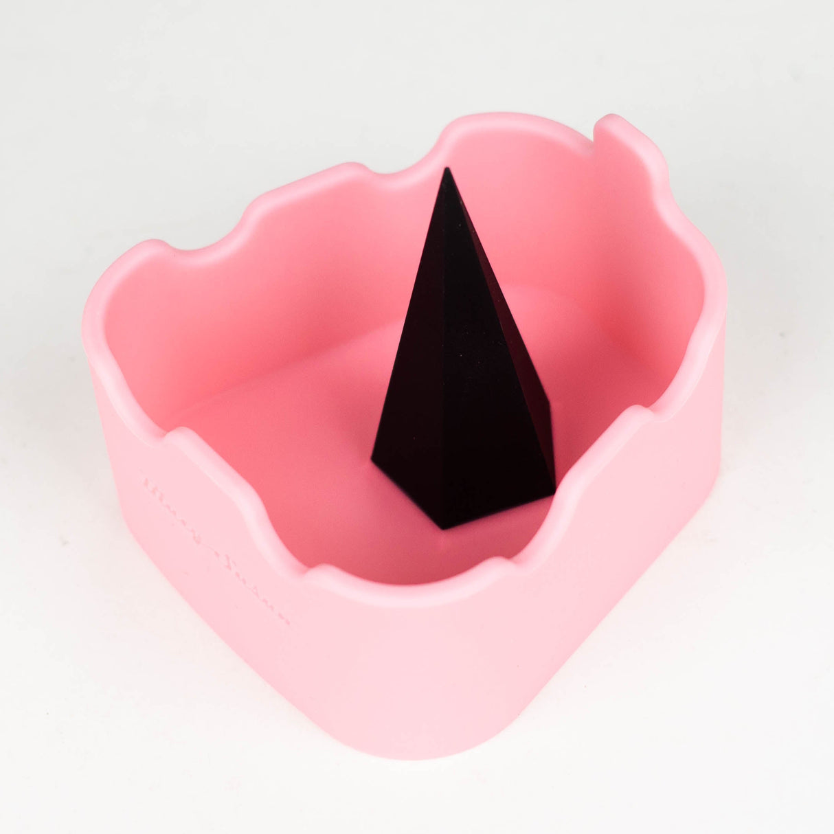 Blazy Susan | Deluxe Silicone Ashtray / Bowl Cleaner-Pink Silicone Ashtray Smoking Cat Distribution