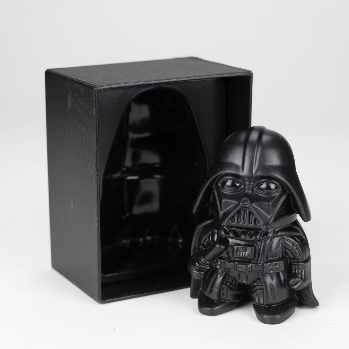 Movie Character 3 parts Grinder Regular Grinder NIBO Distribution