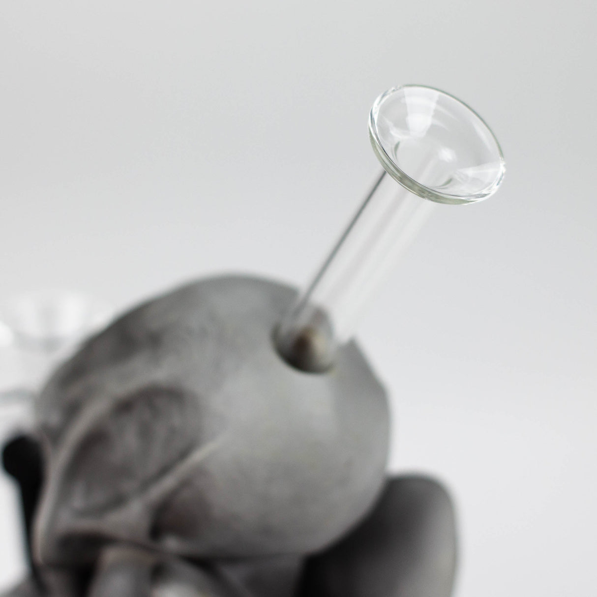 7.5"Vinyl Monster water pipe Resin · Silicone · Plastic Bong YHS Smoke