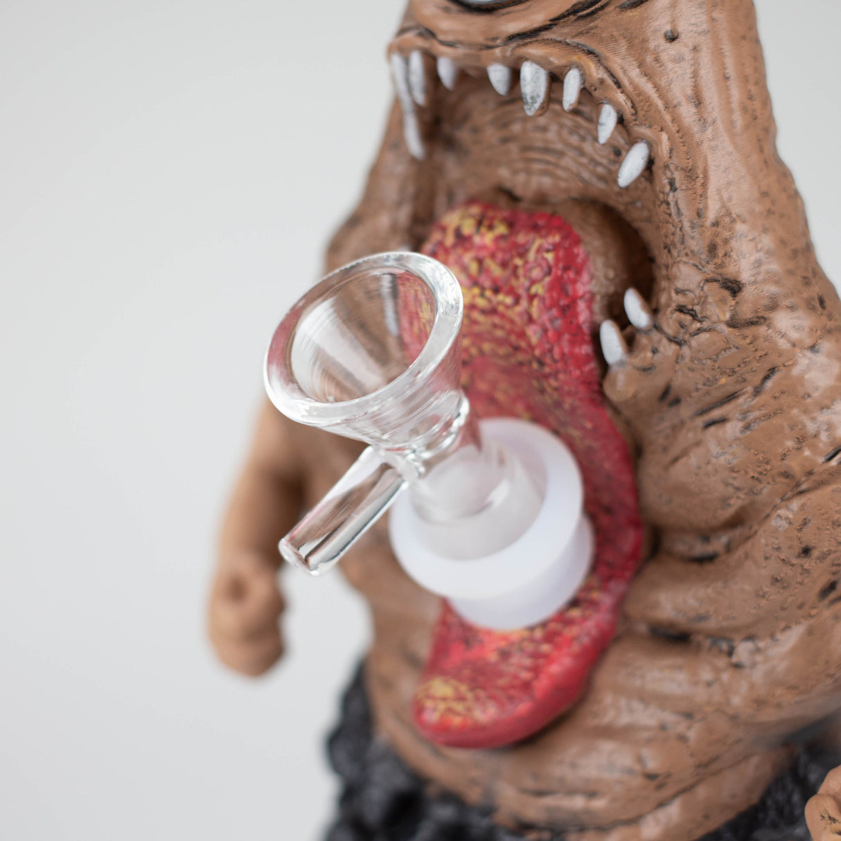 8.6" Vinyl Swamp Monster water pipe Resin · Silicone · Plastic Bong YHS Smoke