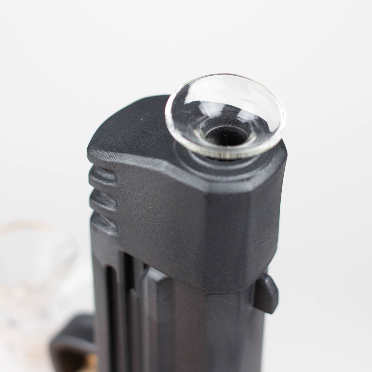 A bong with a pistol in hand Resin · Silicone · Plastic Bong YHS Smoke