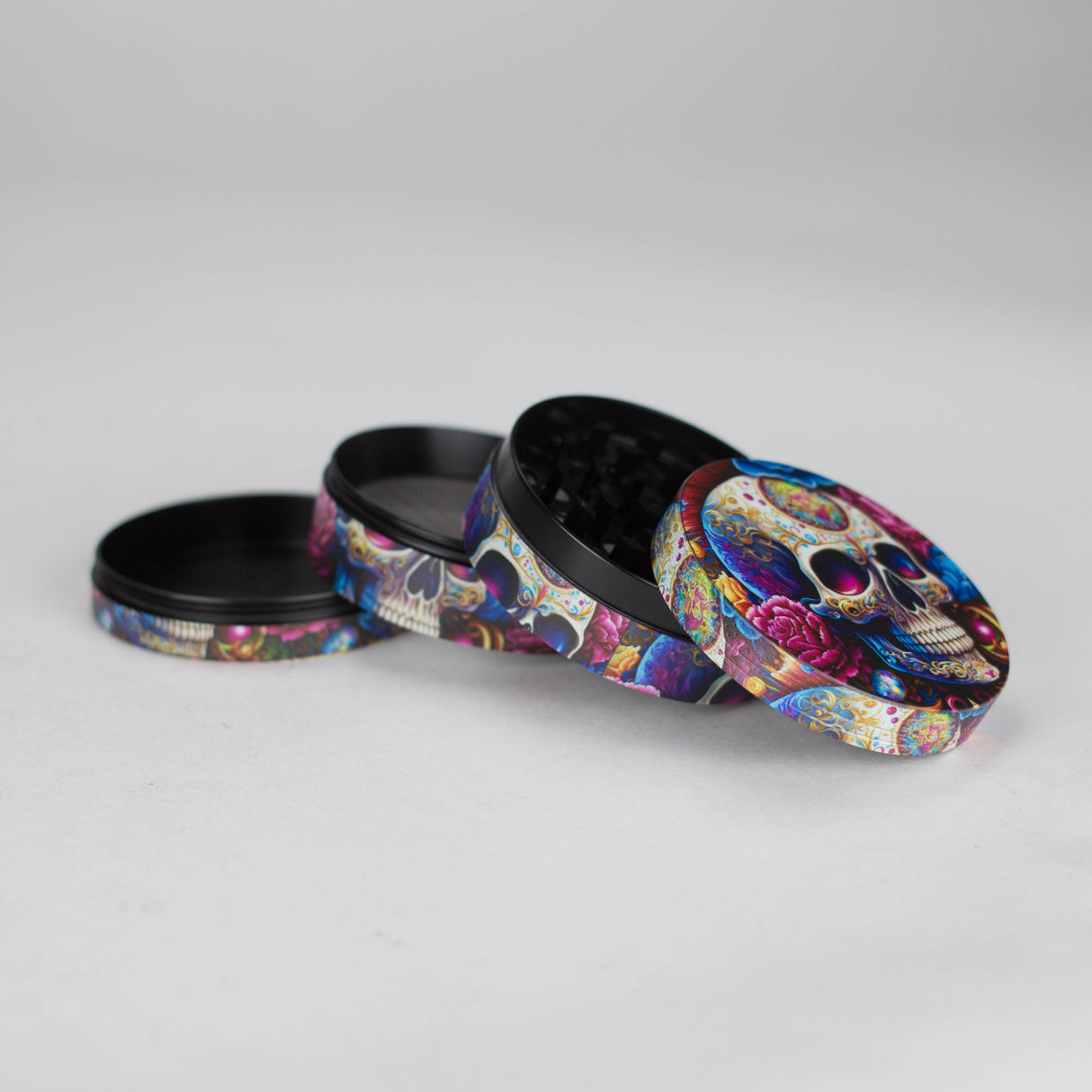 Z2.5" Metal Grinder 4 Layers with Rose Skull Design Box of 6 Display Pack 777 Smoke