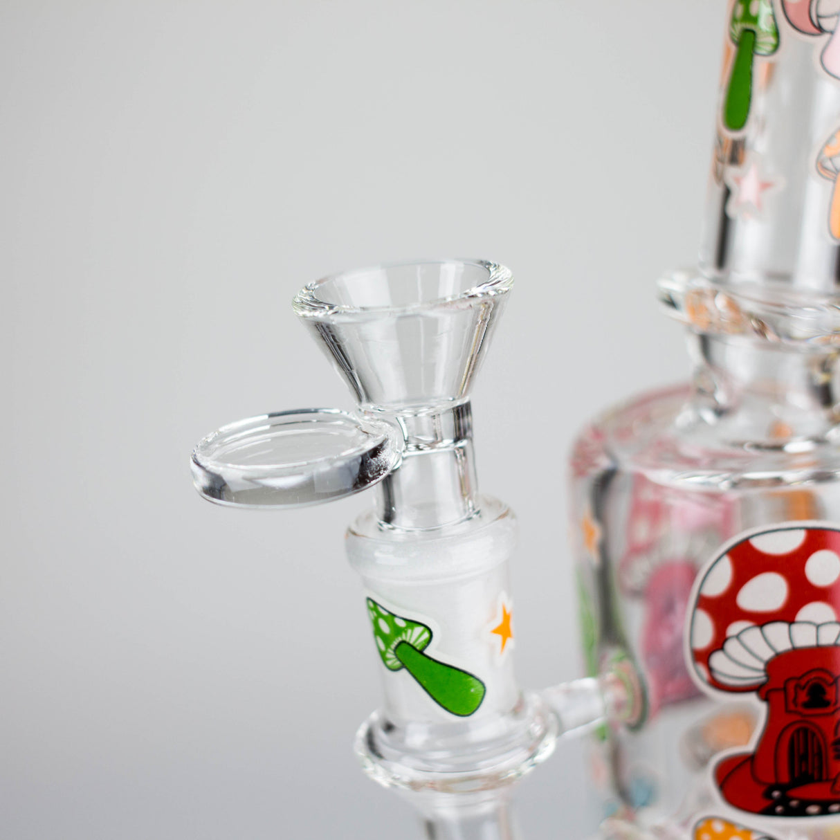 Z7" Color accented Glass Bong With Perc- Mushroom Design Glass Bong 777 Smoke