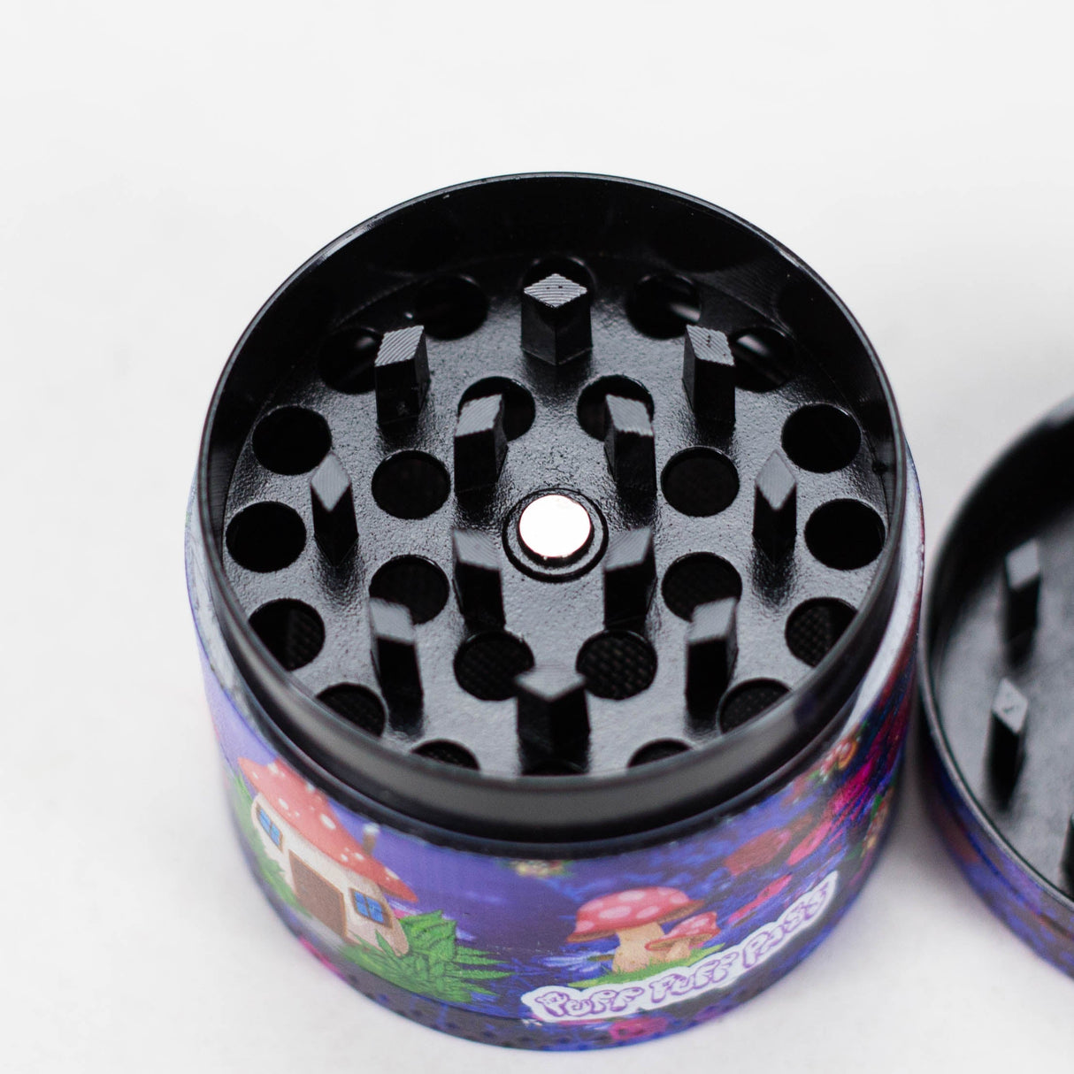 Z1.5" Metal Grinder 4 Layers with Fairytale Design Box of 12 Display Pack 777 Smoke