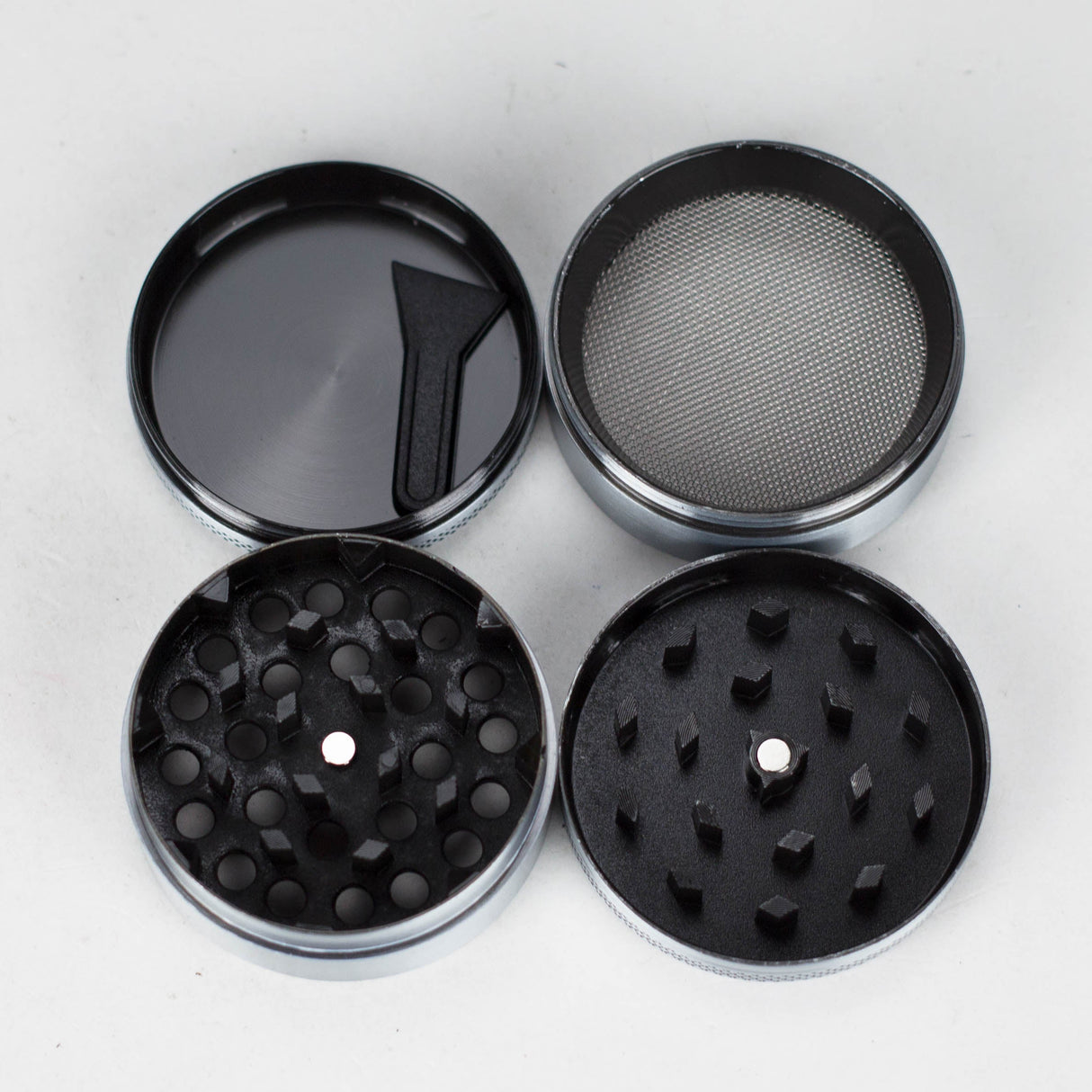 2" Metal Grinder Skull Design 4 Layers Box of 12 Display Pack 777 Smoke