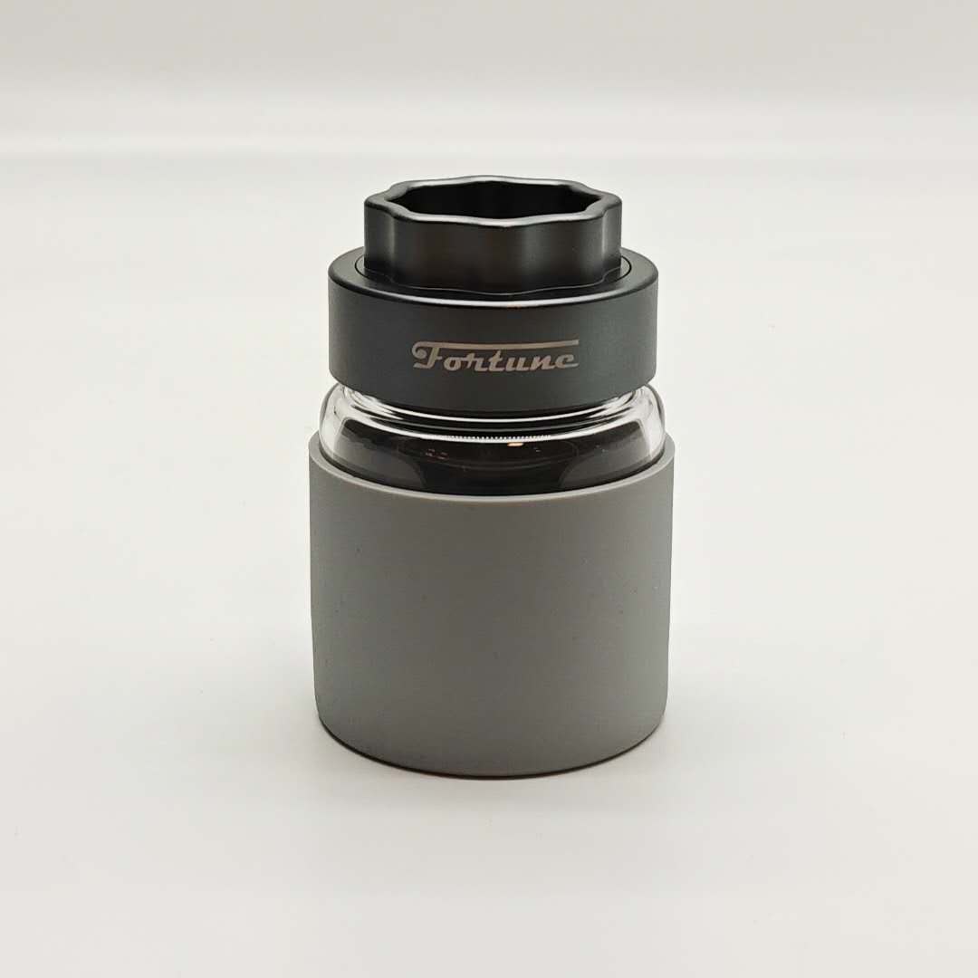 Fortune | 4 Parts Aluminum Grinder with Glass Jar Herb Saver Grinder Fortune Grey