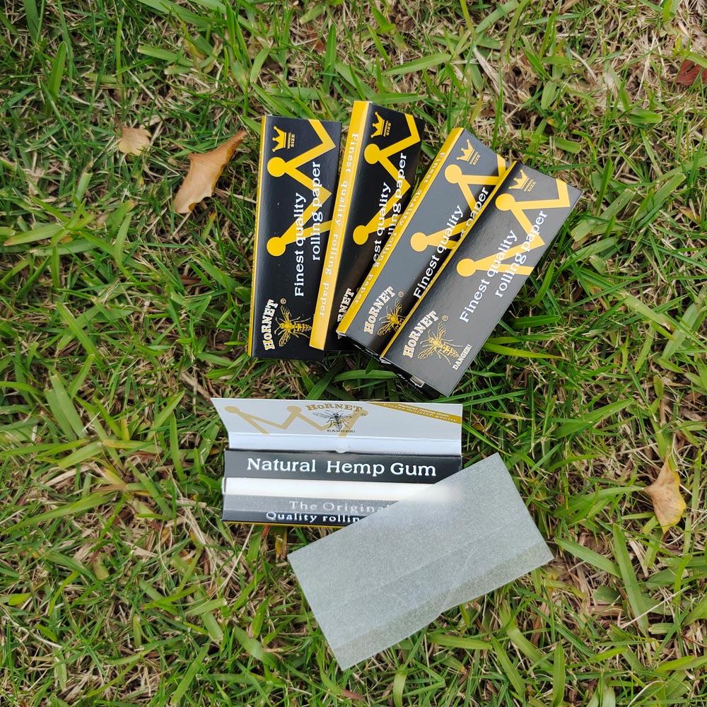 HORNET | Black Single Wide Size Rolling Paper Single Wide Size Super Supplys Inc