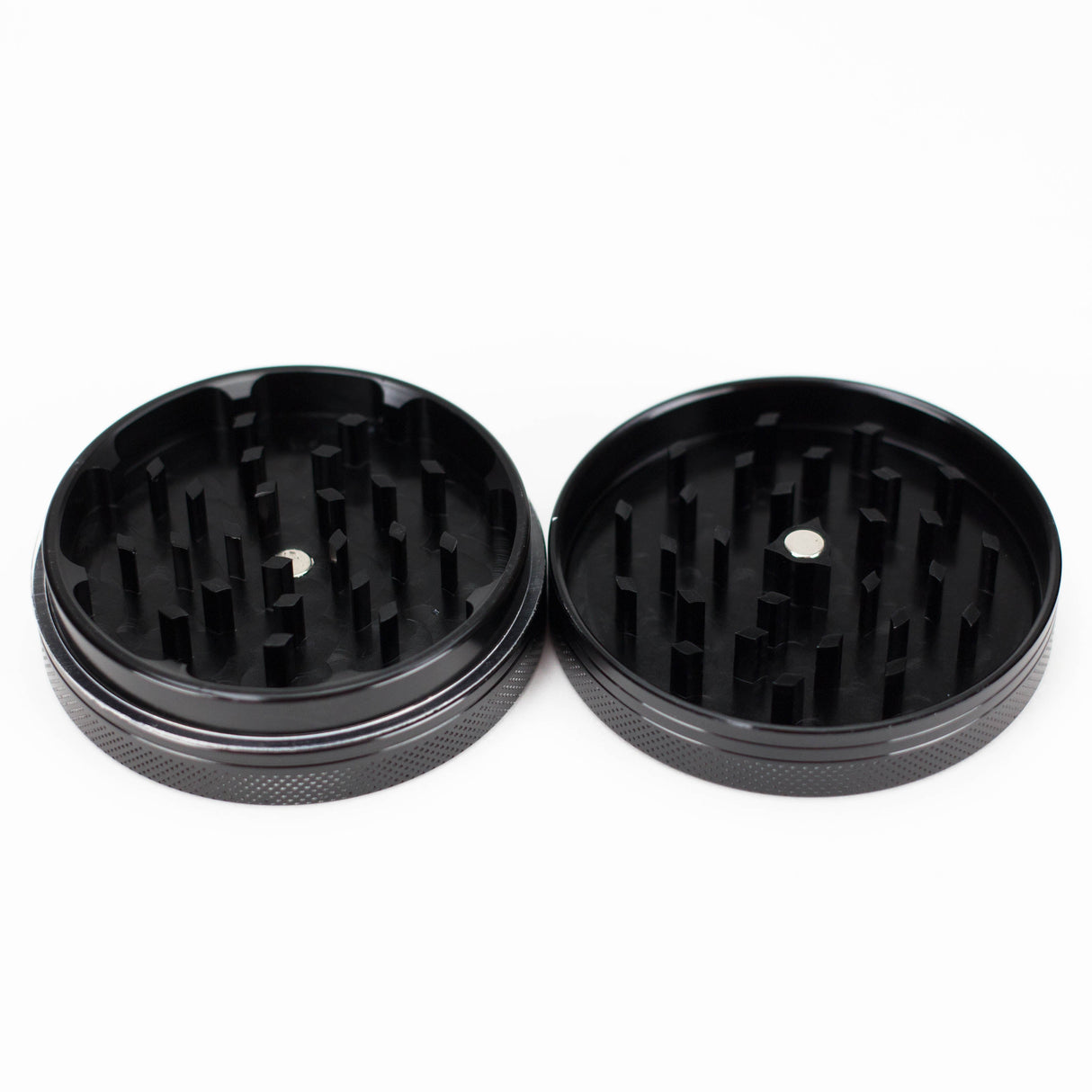 CanaCrush | 2.5" 2 Piece Grinder Regular Grinder Maq Distributors