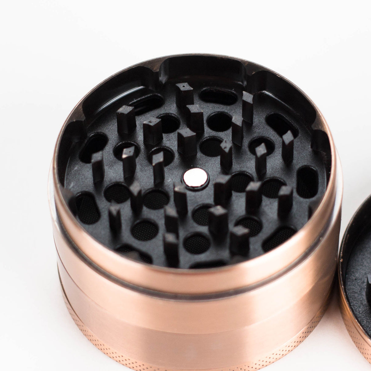 60mm Elevated Brass Grinder 4pts Box of 6 Display Pack JJ Distribution