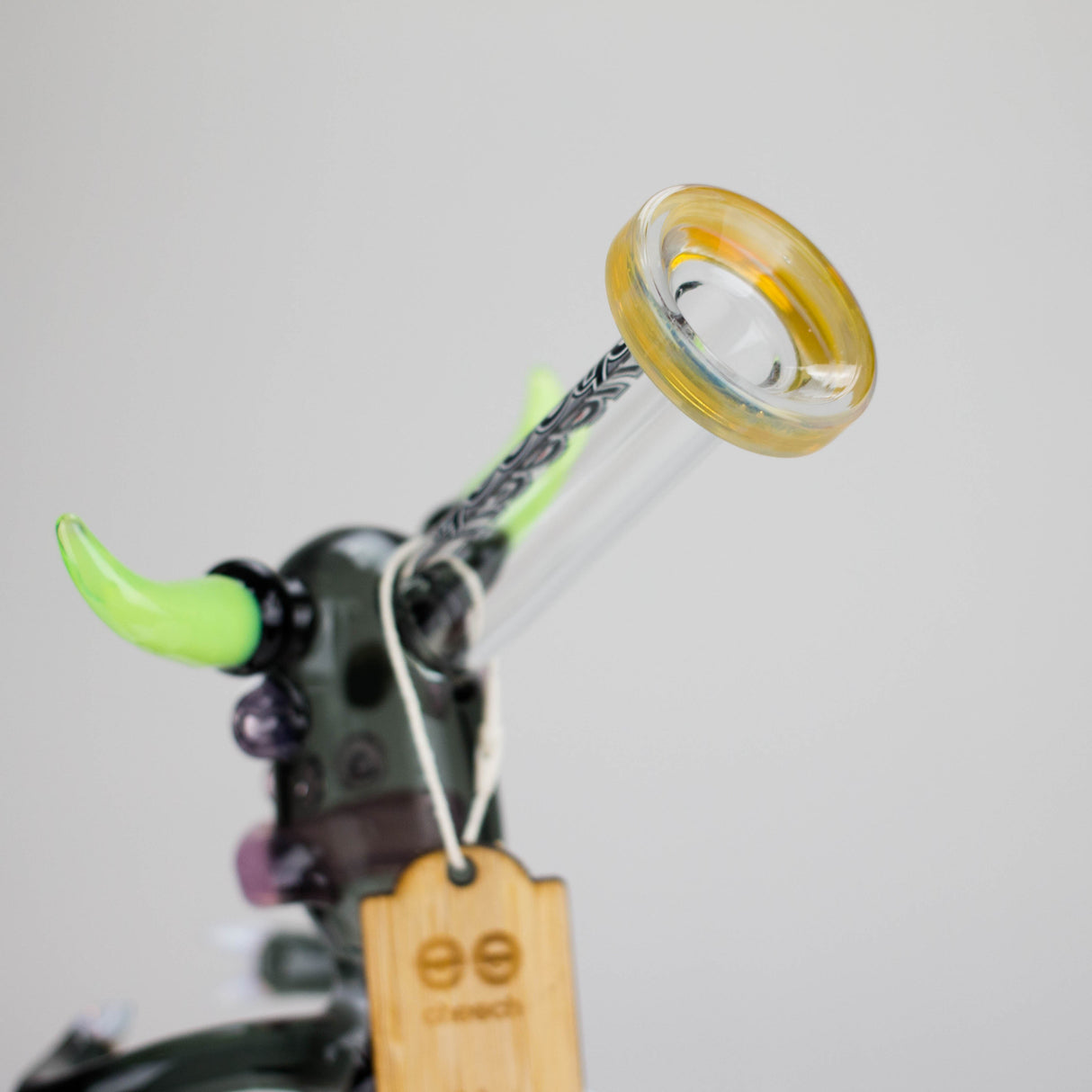 Cheech | 11" The Cow Bong - CHE 333 Glass Bong Smoking Cat Distribution