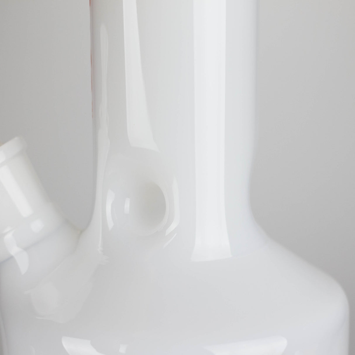 Cheech & Chong® Glass | 12" Tall Nice Dreams Canteen Base Water Pipe Glass Bong West Coast Gifts