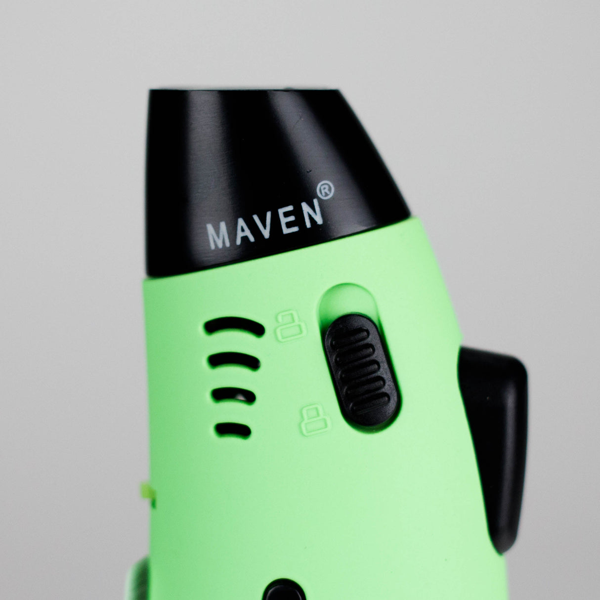 MAVEN | RAZOR Pocket Torch Lighter – Display of 9 Torch ONE