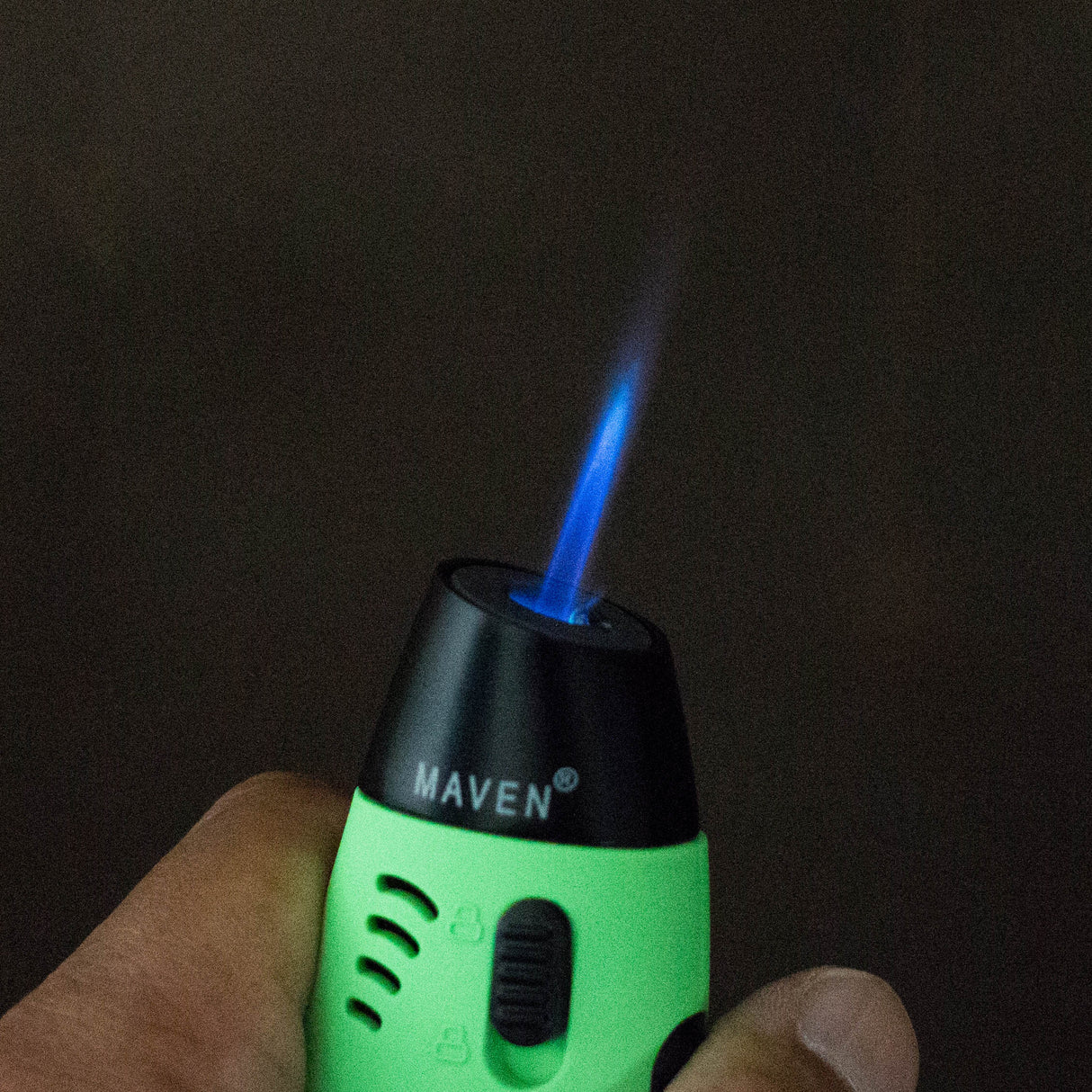 MAVEN | RAZOR Pocket Torch Lighter – Display of 9 Torch ONE