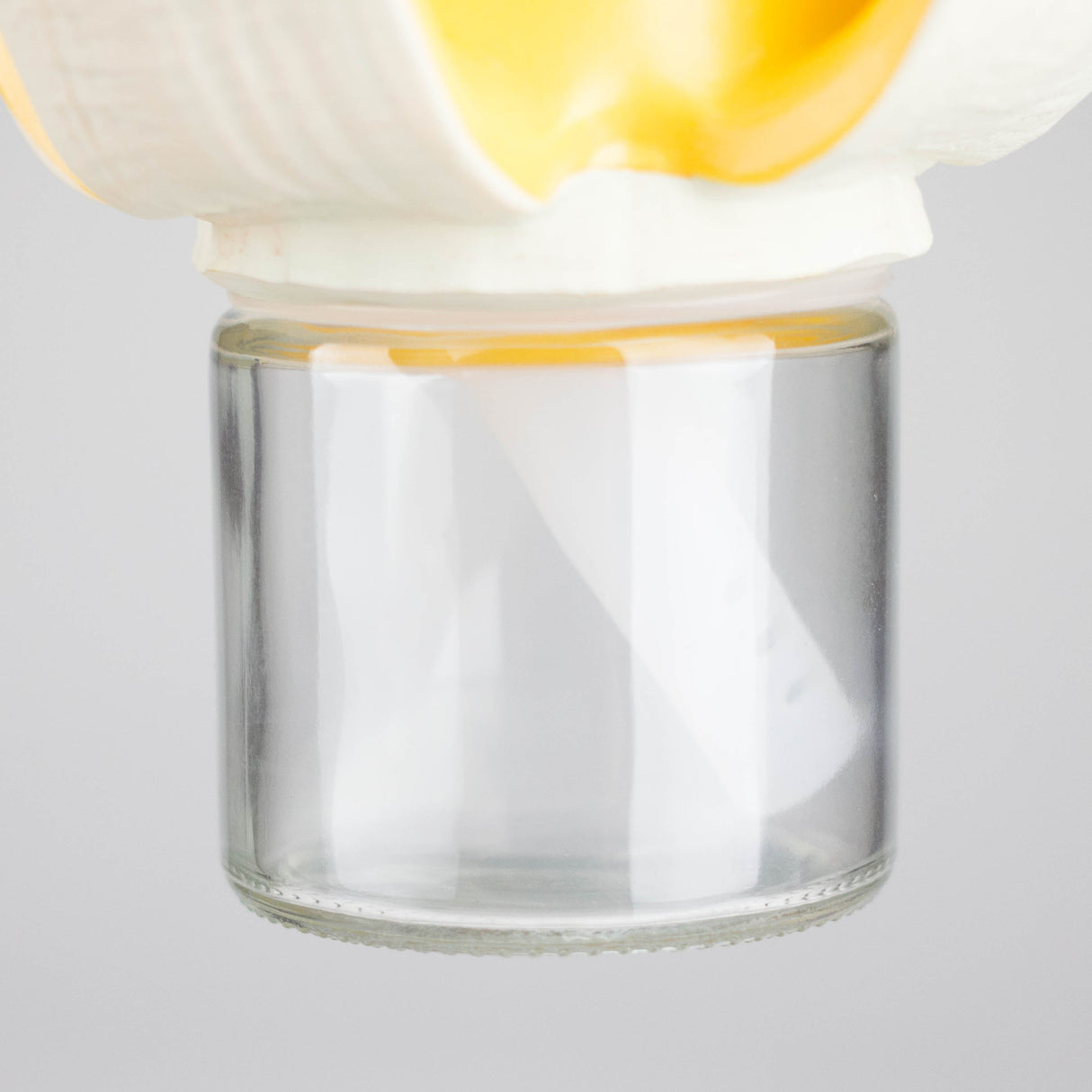 8.9" Banana water pipe Resin · Silicone · Plastic Bong JJ Distribution