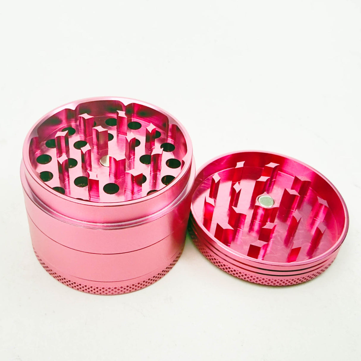 2" Valentine’s Day Design Aluminum Pink Grinder – 4-Layer (Box of 12) Display Pack 777 Smoke