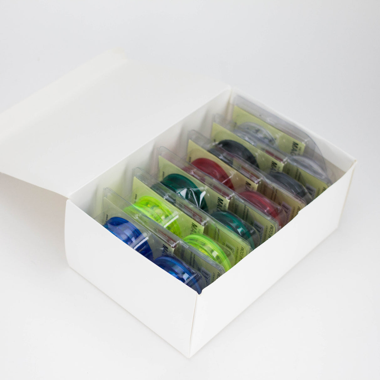 Magnetic Plastic Grinder 2-Part with Blister Pack – Box / 12 Pack Display Pack LEHIGH WHOLESALE