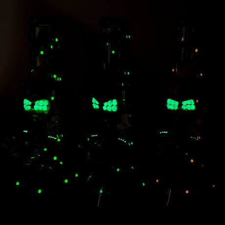 13" Bananabudz Glow in the dark Glass Bong Glass Bong DY Glass