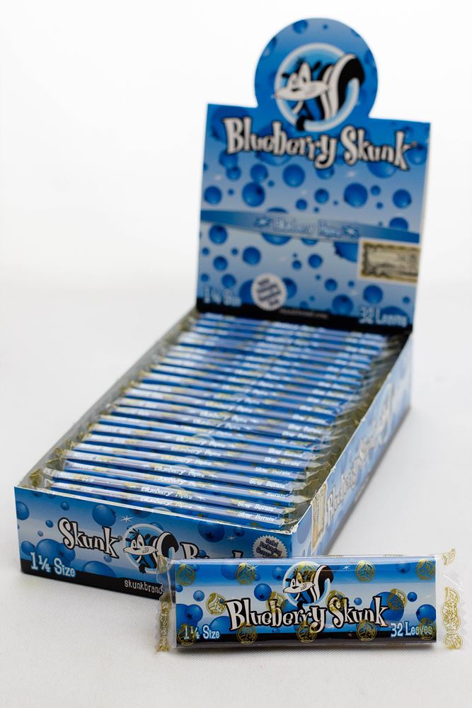 Skunk Brand sneaky delicious flavors papers 1 - 1/4" Size ONE Blueberry