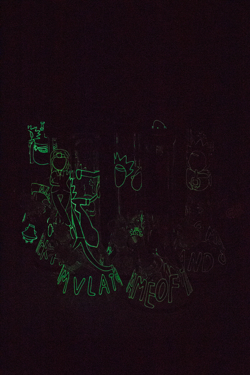 13" Glow in the dark hand painted 7 mm glass water bong Glass Bong BANKA