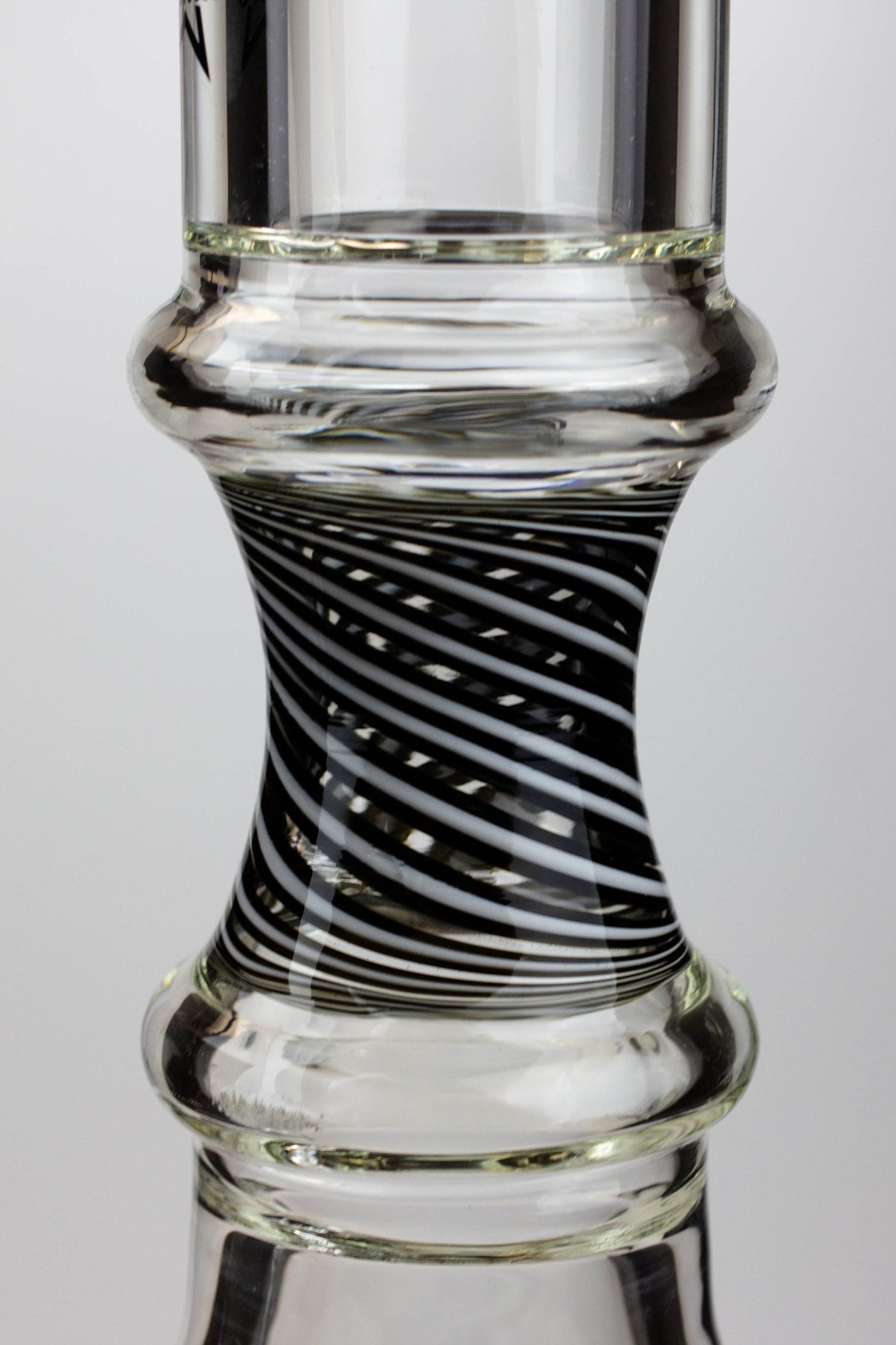 17.5" Genie 9 mm curved tube beaker water bong ( GB19092 ) Beaker Bong ONE