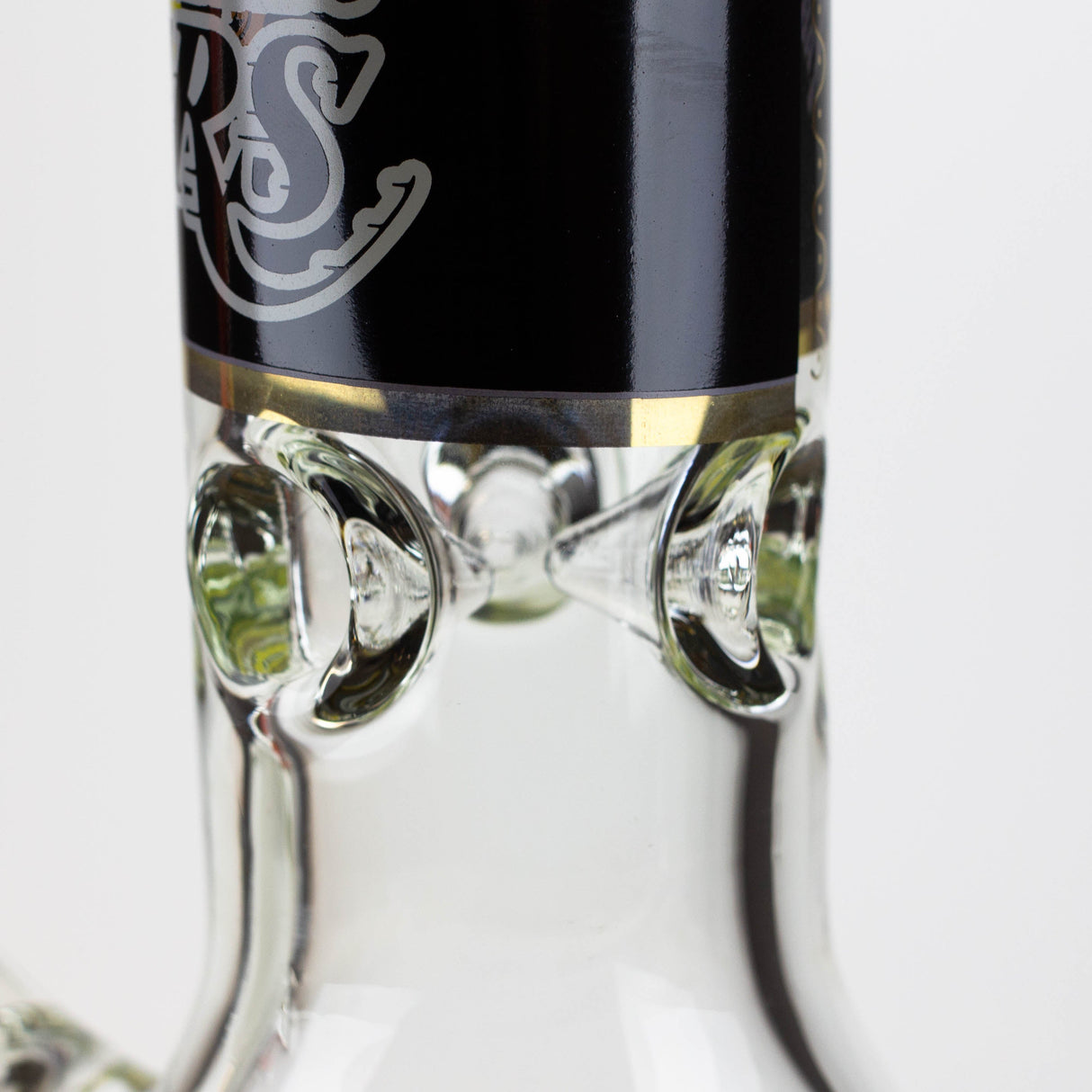 14" Legendary Basketball Player 7mm Glass Bong JJ Distribution