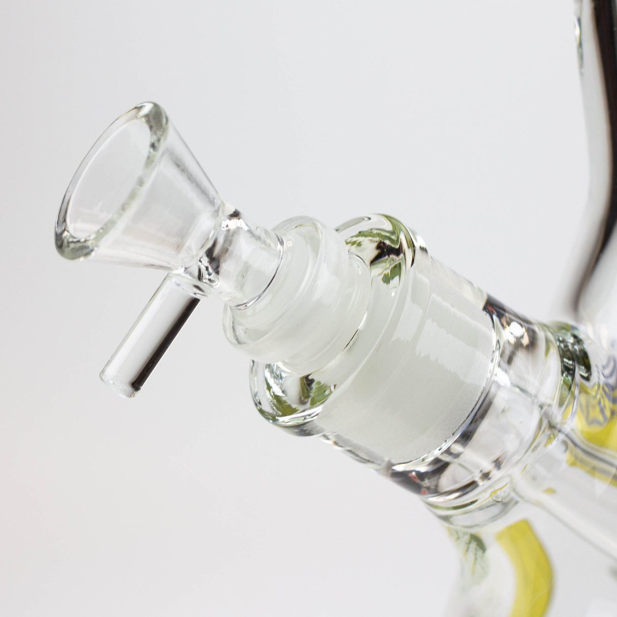 14" Legendary Basketball Player 7mm Glass Bong JJ Distribution