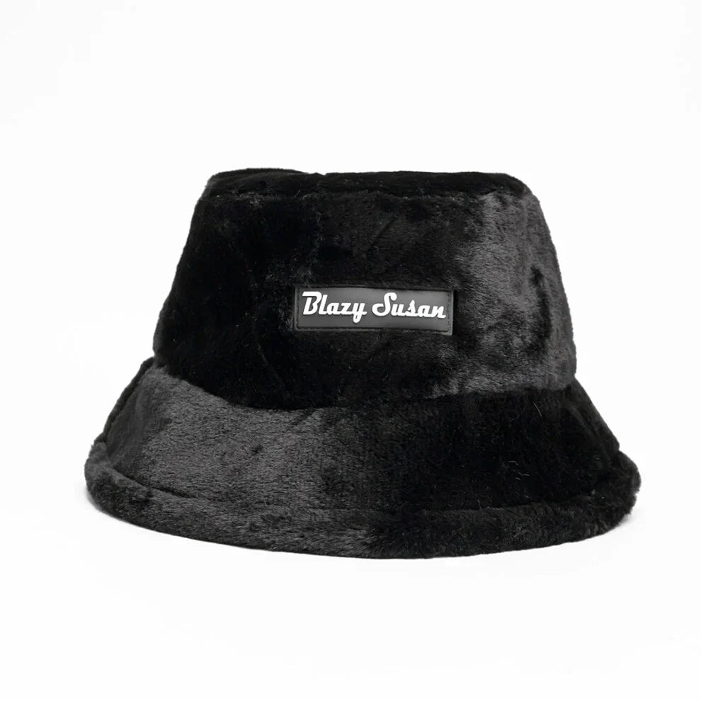 Blazy Susan | Fuzzy Bucket Hat Hat & Toque Smoking Cat Distribution Black