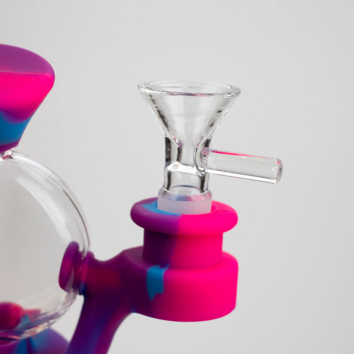 WENEED®- 10" Silicone Round Cake Water Recycler Pipe Resin · Silicone · Plastic Bong WENEED®