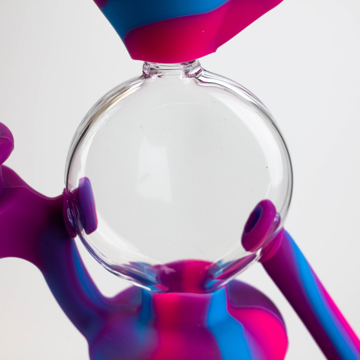 WENEED®- 10" Silicone Round Cake Water Recycler Pipe Resin · Silicone · Plastic Bong WENEED®