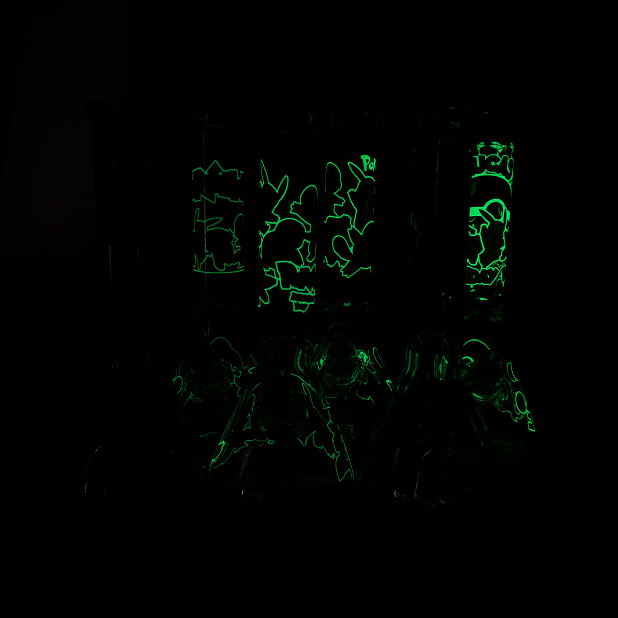 7.5" Glow-in-the-Dark PK Cartoon Beaker Bong – [PIP880] Glass Bong NIBO Distribution