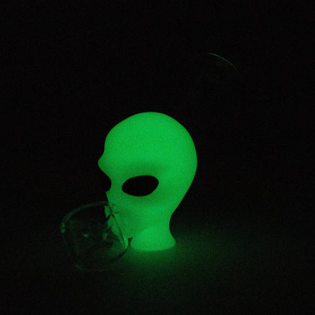 4" Alien hand pipe glow in the dark [YS-096] Silicone Pipe JJ Distribution