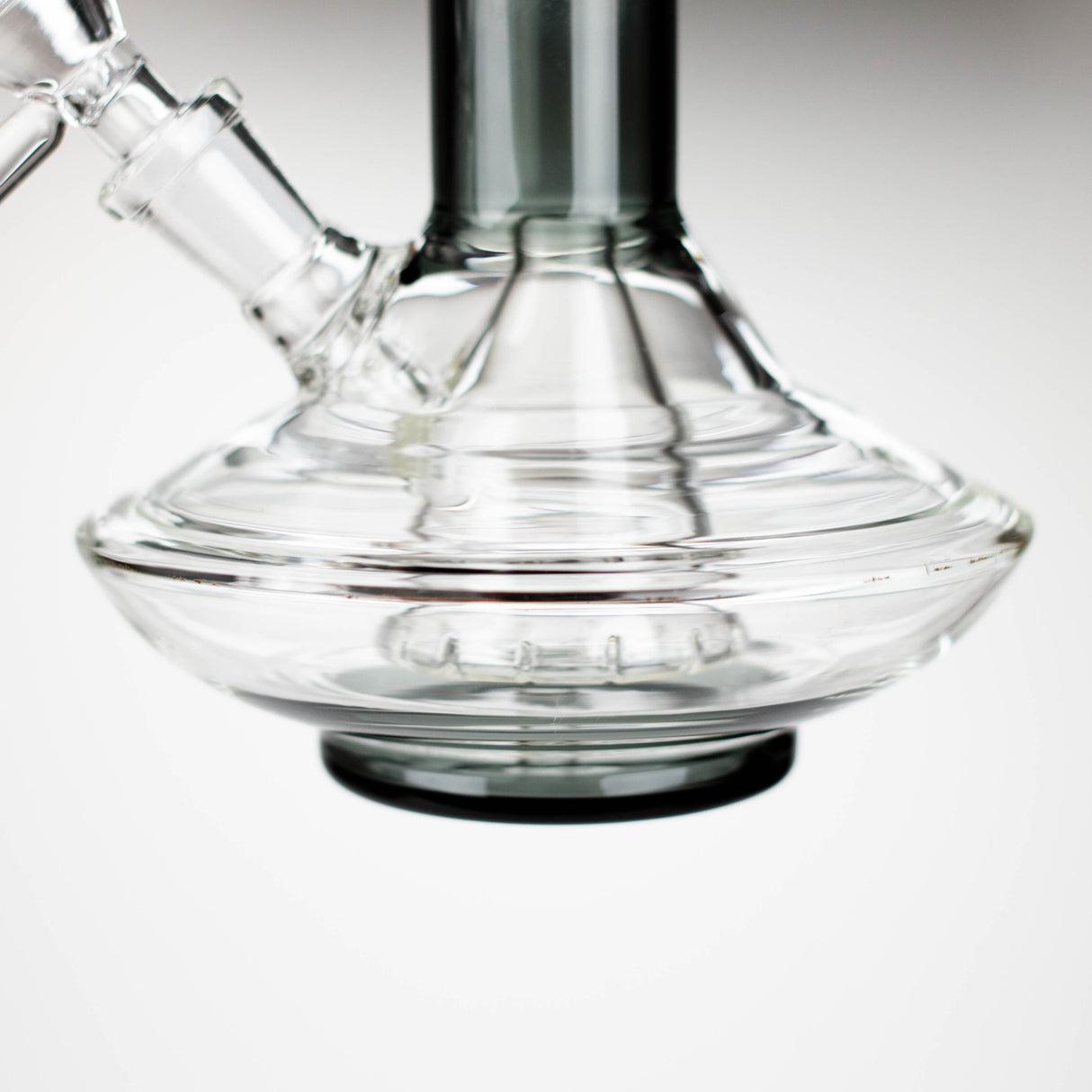 9" UFO Glass Bong with Pyramid diffuser [BG41xx]