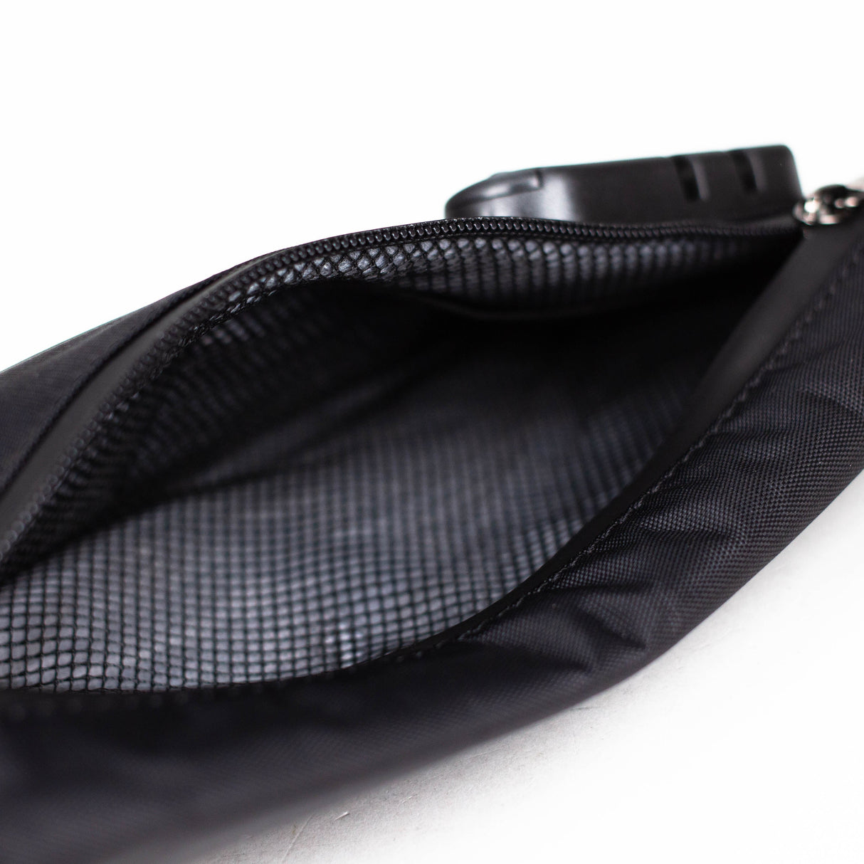 Bongia | Smell Proof Travel Pouch