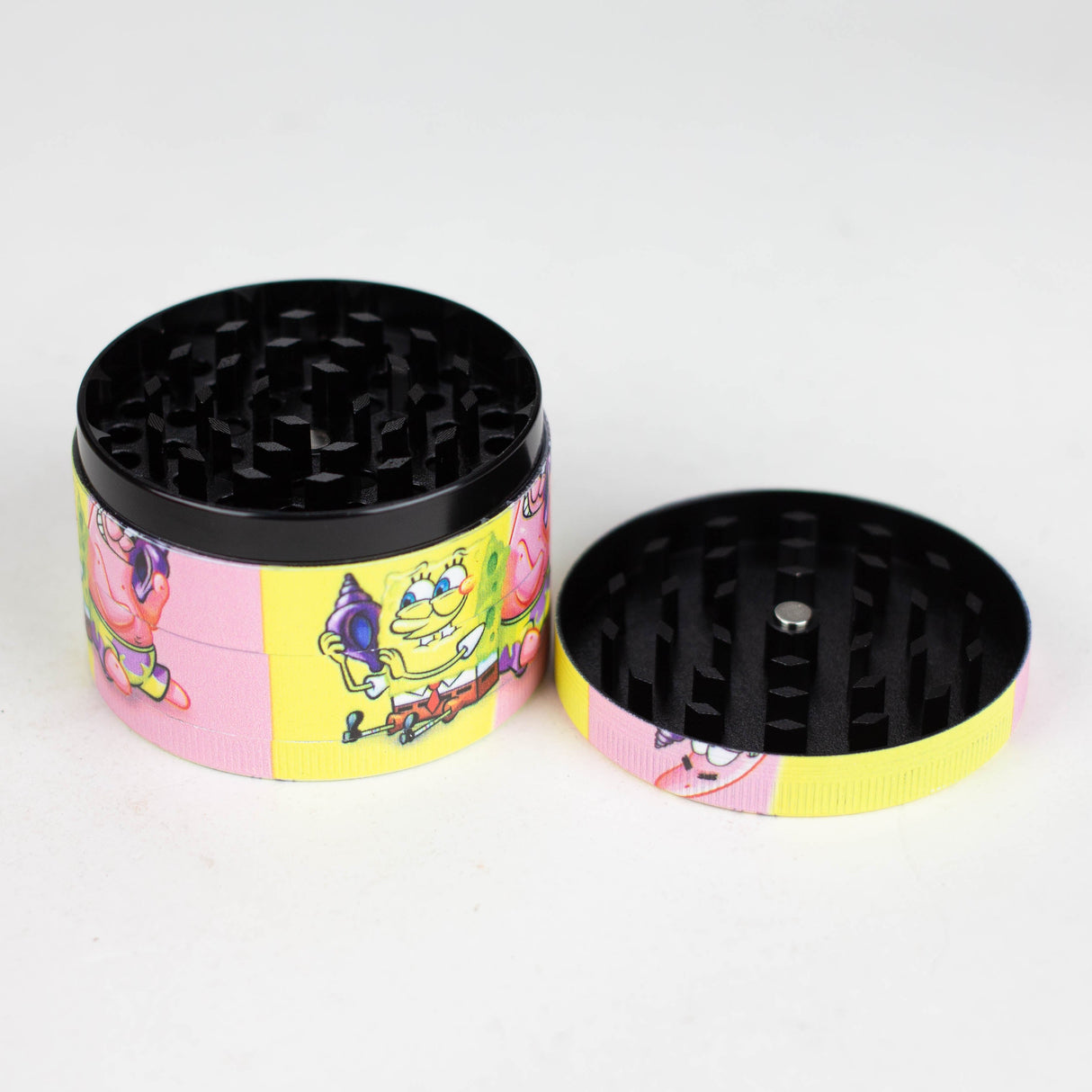 Dia 63mm*44mm 4 Parts Cartoon Grinder Box Of 6