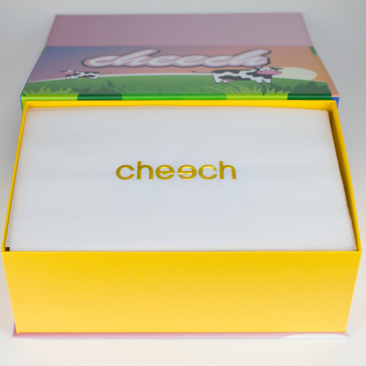 Cheech | 11" The Cow Bong - CHE 333 Glass Bong Smoking Cat Distribution