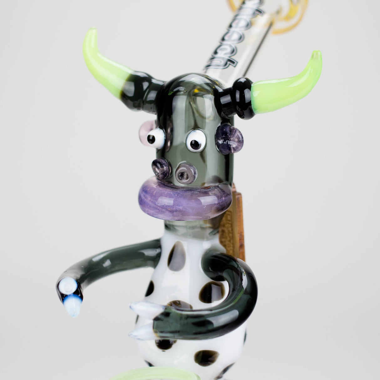 Cheech | 11" The Cow Bong - CHE 333 Glass Bong Smoking Cat Distribution