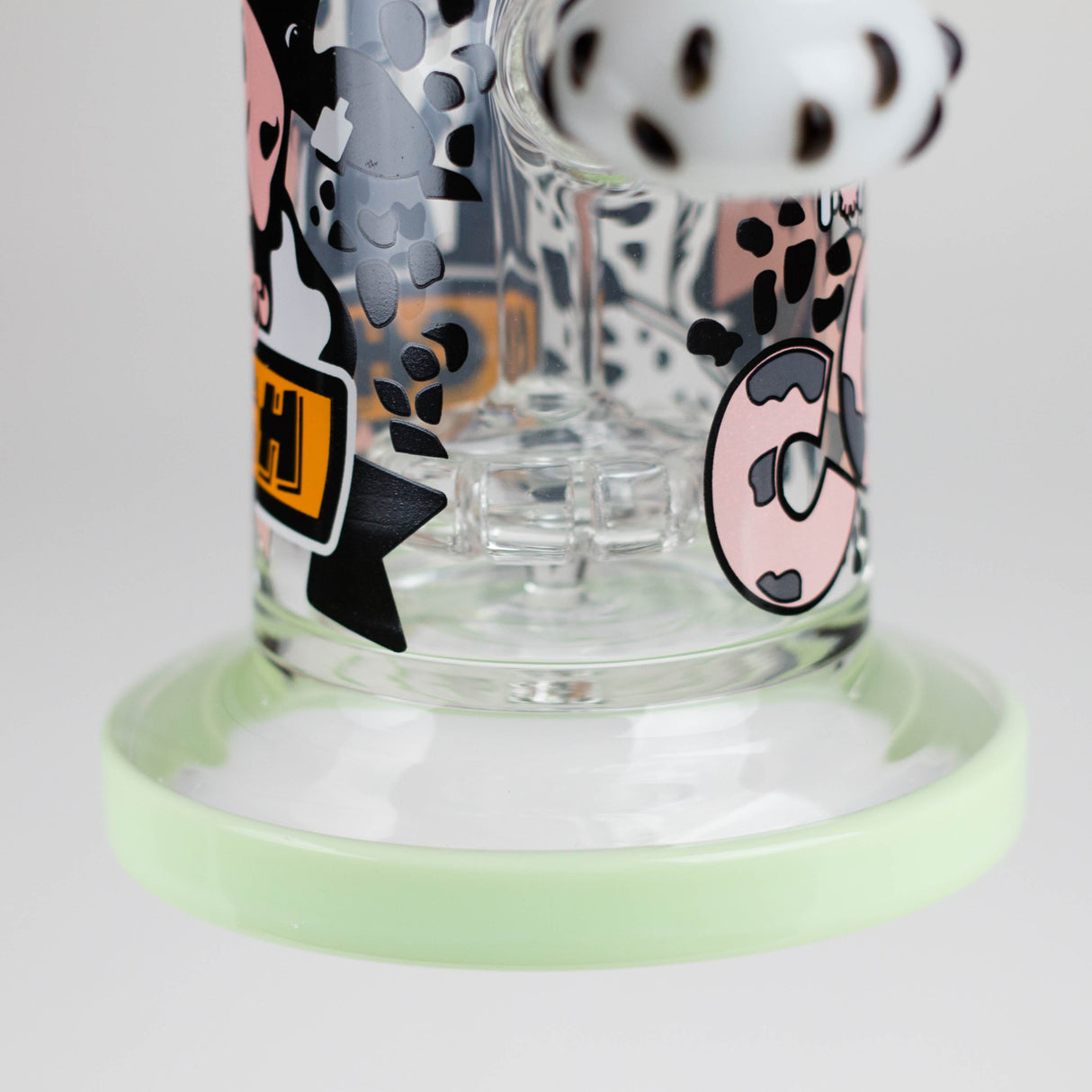 Cheech | 11" The Cow Bong - CHE 333 Glass Bong Smoking Cat Distribution