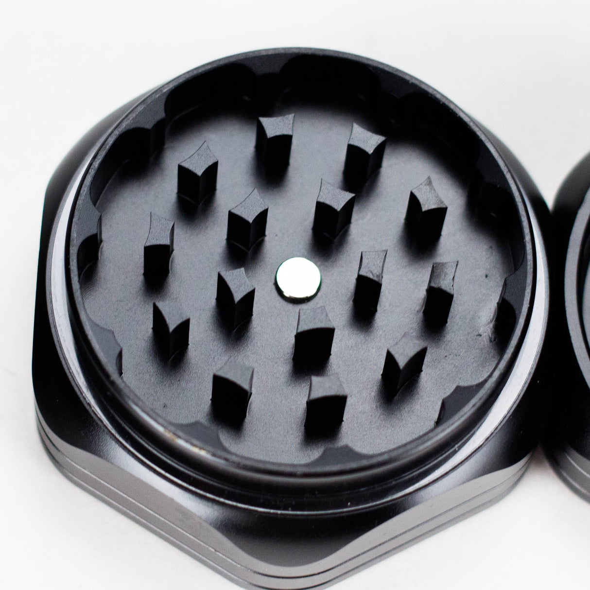 Rolling Club | 2.5" 2 Piece Hex Grinder Regular Grinder Maq Distributors