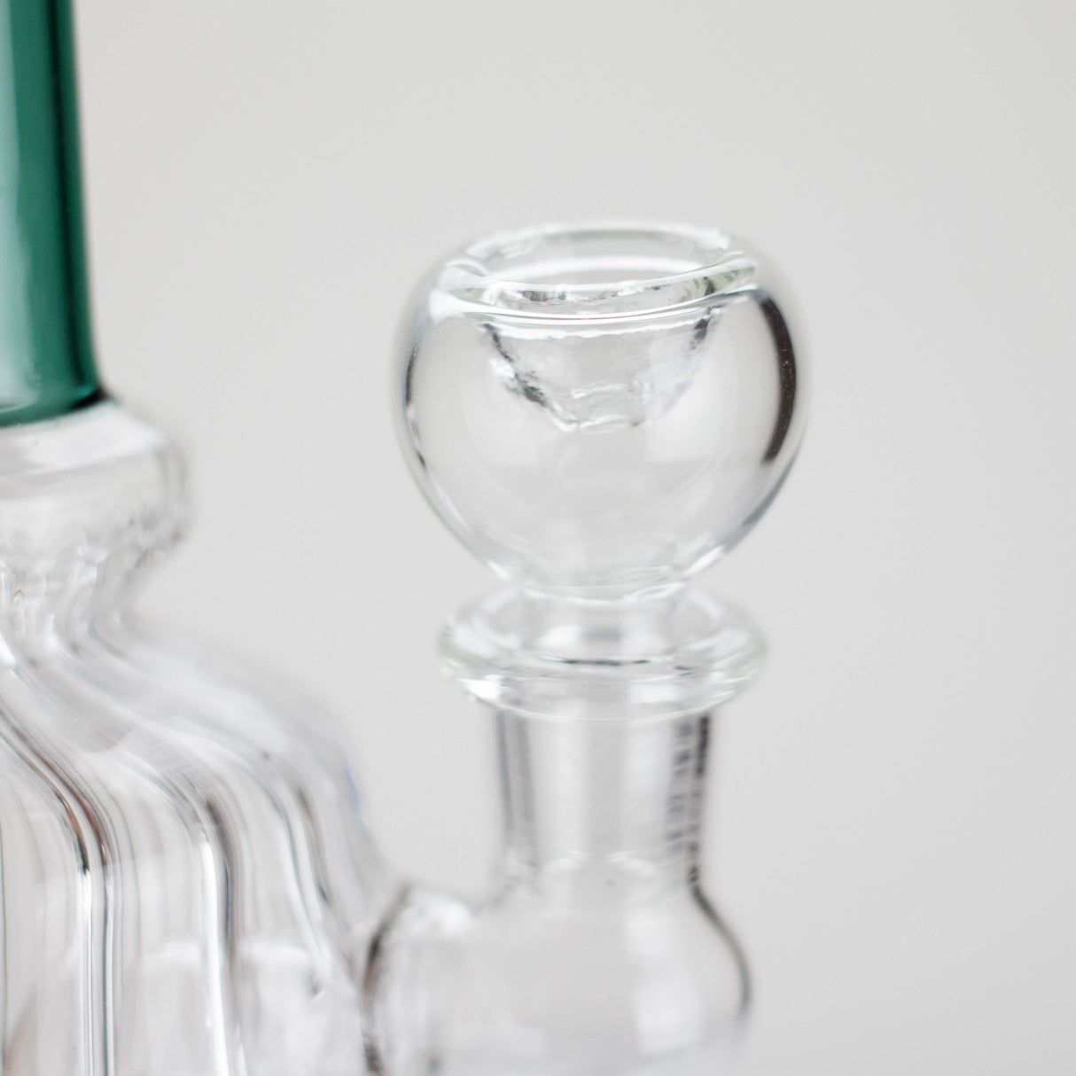 6" Stemless Glass Bong with Water Diffuser – 14mm Bowl Joint Glass Bong Bongzie Smokes