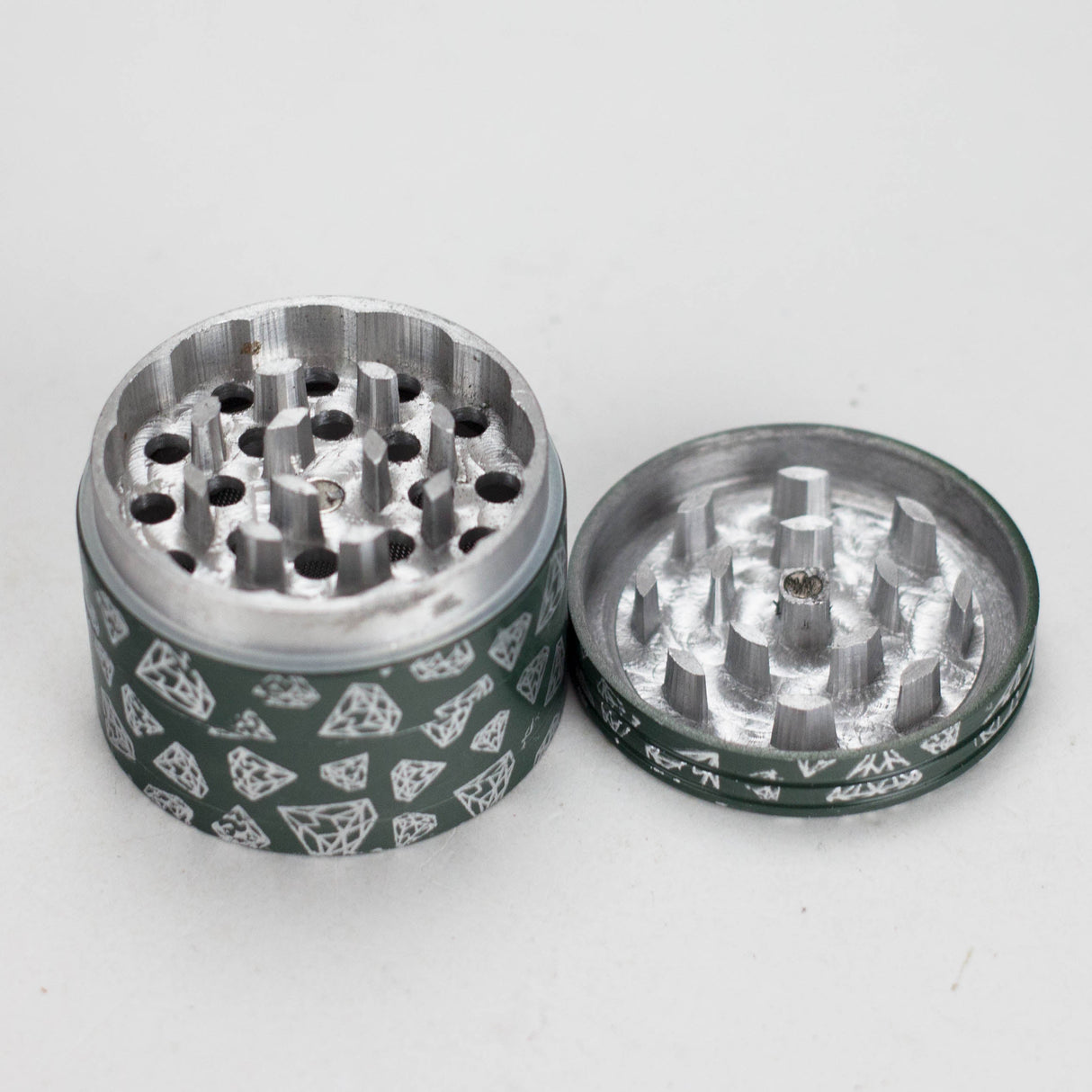 58mm Diamond Star 4-Part Aluminum Herb Grinder – 16pcs Bulk Pack Regular Grinder Bongzie Smokes